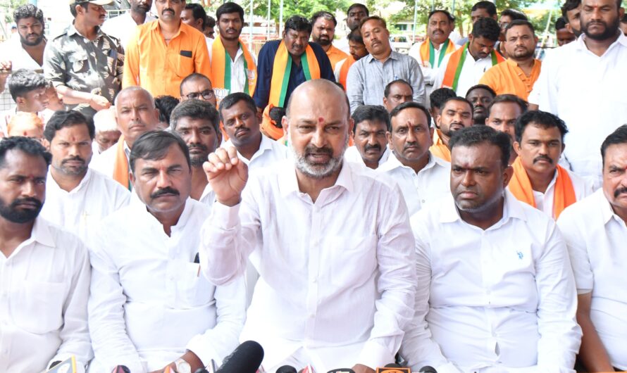 Bandi Sanjay: బీసీ జాబితా నుంచి వాళ్లను తొలగిస్తేనే మద్దతు