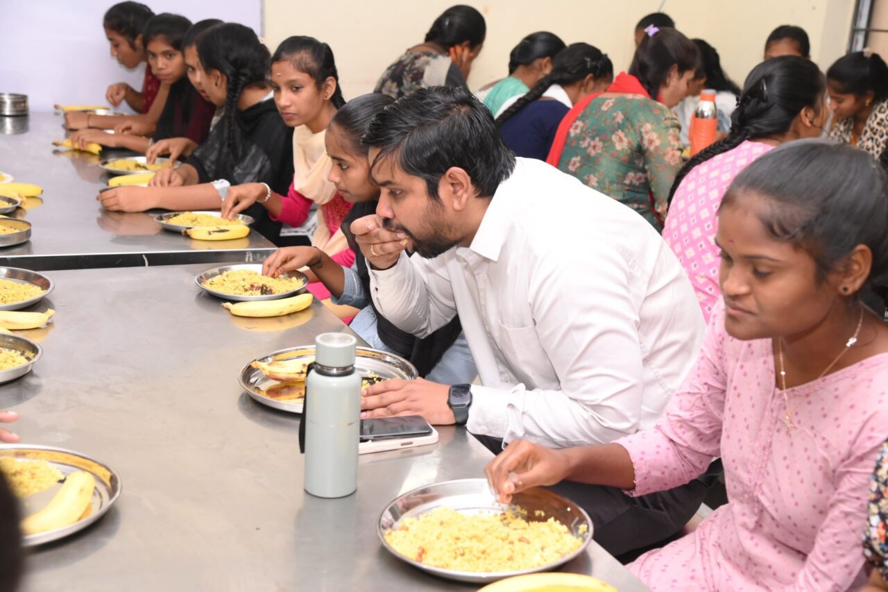 Collector Breakfast with Students