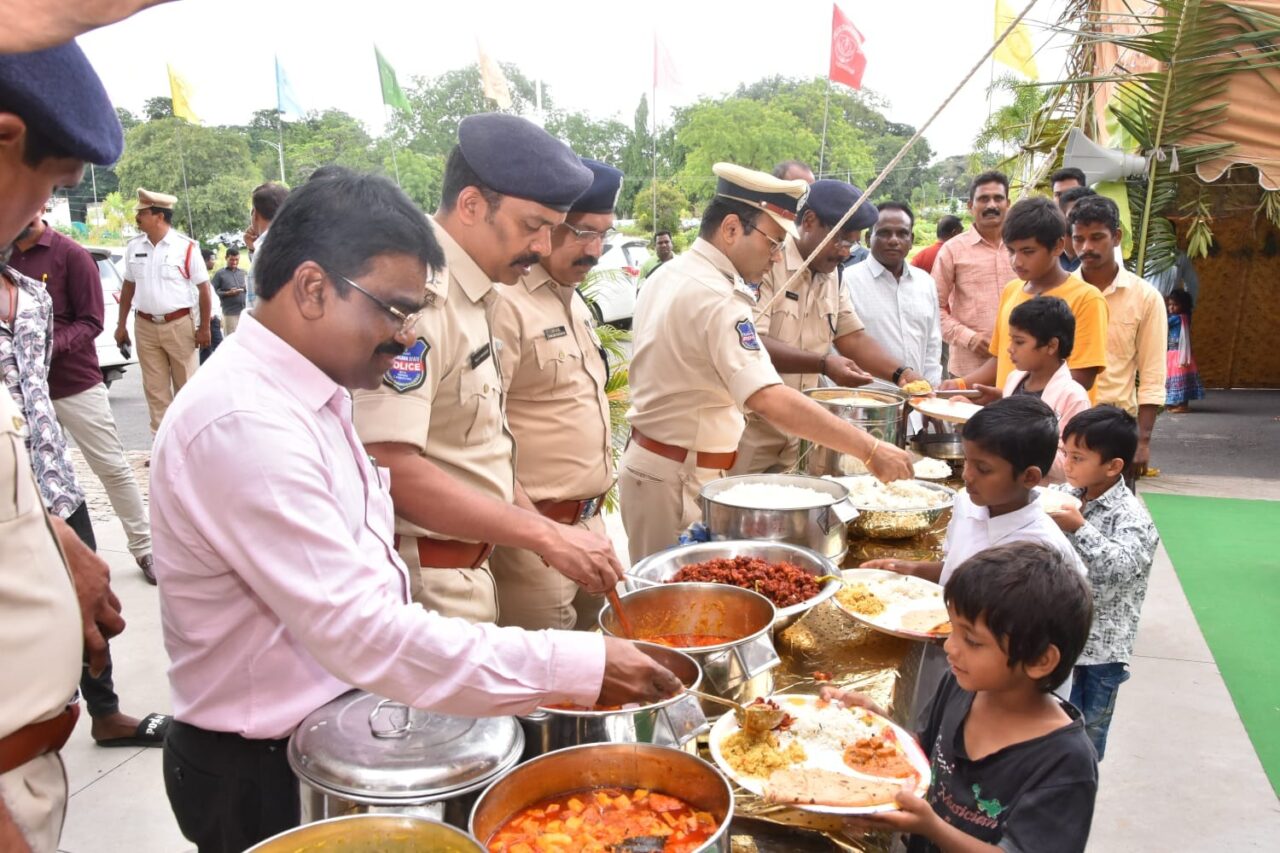 Annadanam in RMG Commissionarte