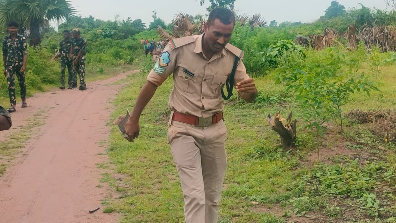 Attacks on Forest officers