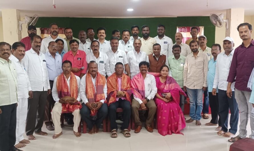 Yadav’s :చదువుతోనే అన్ని రంగాల్లో అభివృద్ధి