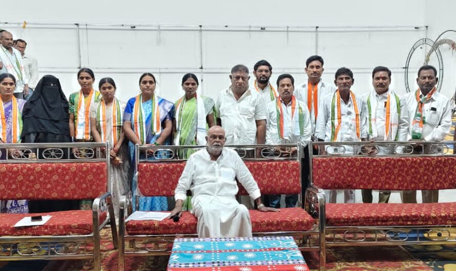 LUXETTIPET MUNICIPAL : లక్షెట్టిపేట మున్సిపల్ కాంగ్రెస్ అభ్యర్థులు వీరే