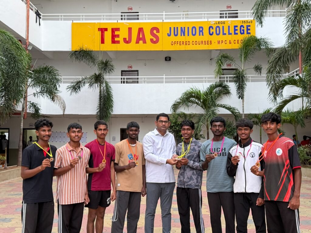 అథ్లెటిక్స్ పోటీల్లో సత్తాచాటిన ‘తేజస్’ విద్యార్థులు