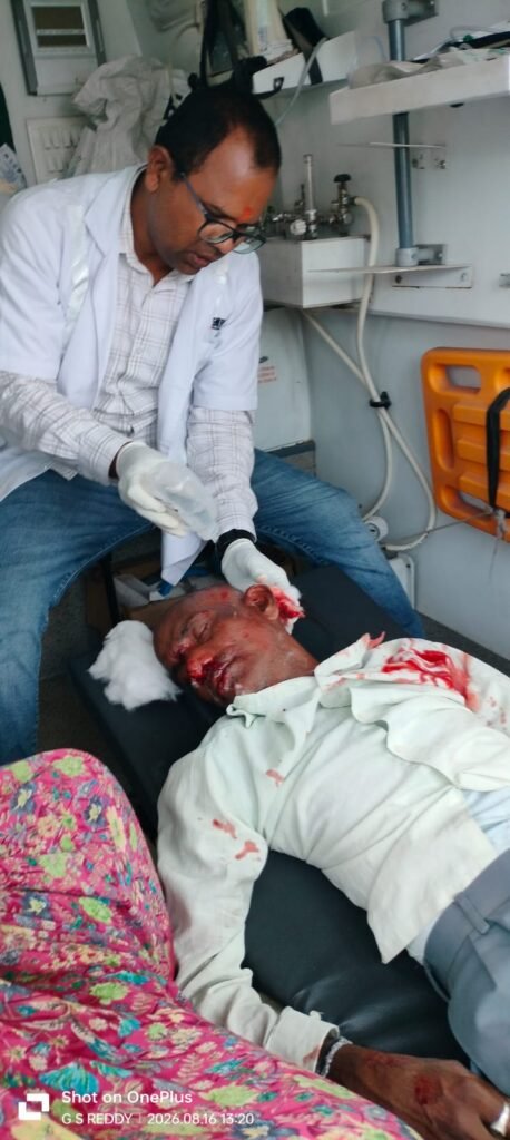 తాడికల్‌లో రోడ్డు ప్రమాదం