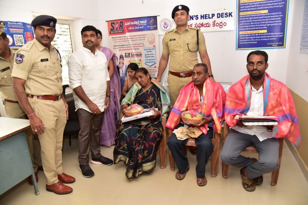 పోలీసు అమరవీరుల త్యాగాలు వెలకట్టలేనివి