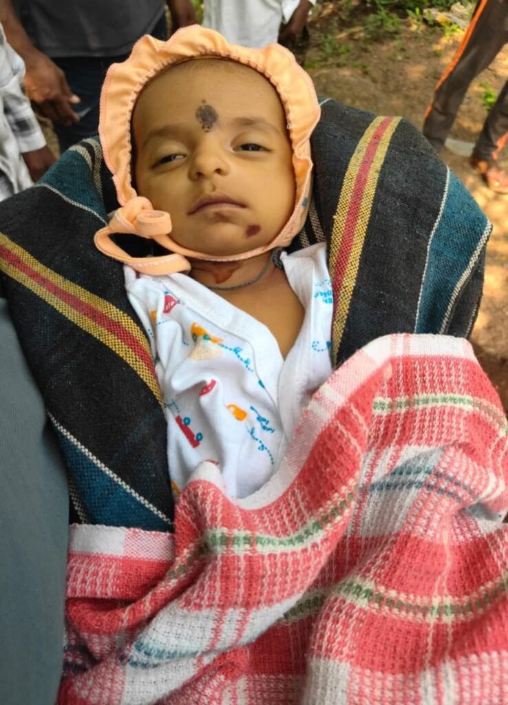 రోడ్డు ప్రమాదంలో చిన్నారి మృతి