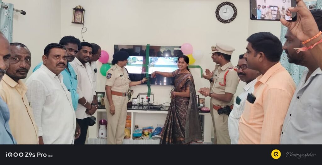 కన్నాపూర్‌లో సీసీ కెమెరాల ప్రారంభం